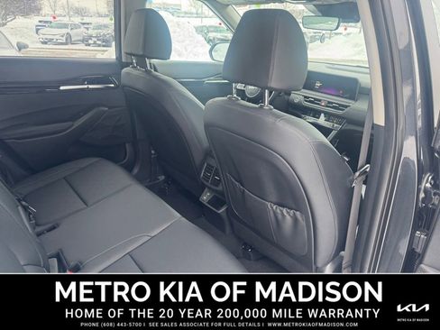 Used 2025 Kia Seltos SX image 31