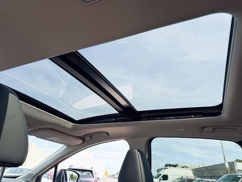 Certified 2026 Nissan Murano SL AWD/4WD image 11