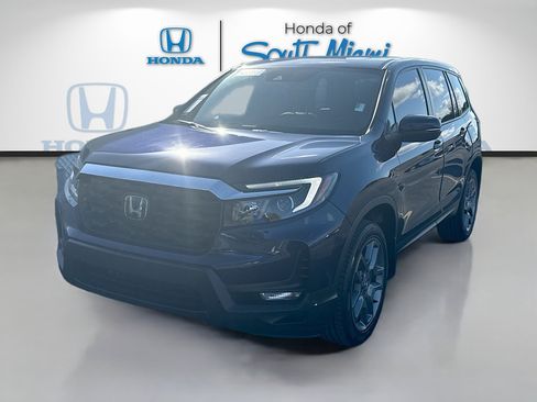 Certified 2023 Honda Passport EX-L image 3