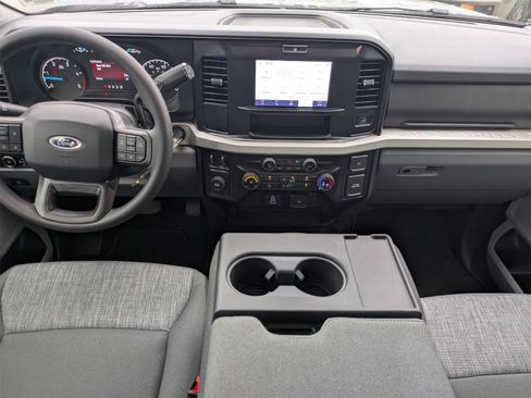 New 2026 Ford F250 XLT w/ F-250 >10K GVWR Package image 15