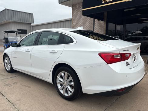 Used 2024 Chevrolet Malibu LT FWD image 11