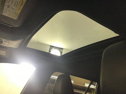 Used 2021 Toyota RAV4 XSE image 10