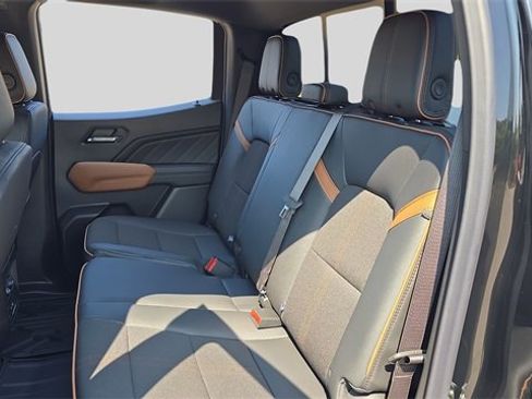 New 2026 GMC Canyon AT4 image 18