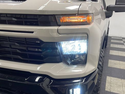 Used 2026 Chevrolet Silverado 2500 Custom w/ Custom Value Package AWD/4WD image 25