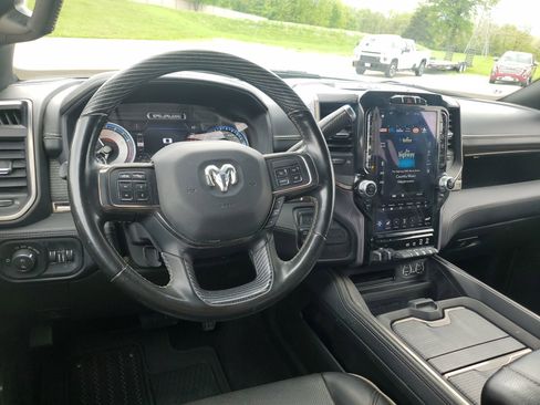 Used 2021 RAM 2500 Limited image 19