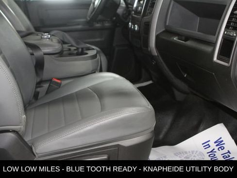 Used 2017 RAM 3500 Tradesman RWD image 21