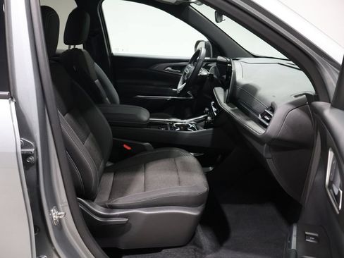Used 2024 Chevrolet Traverse LT AWD/4WD image 26