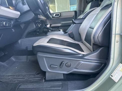 Used 2022 Ford Bronco Wildtrak AWD/4WD image 13