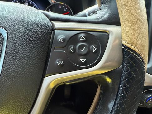 Used 2018 GMC Acadia Denali w/ Technology Package AWD/4WD image 16