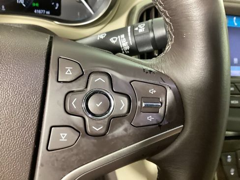 Used 2015 Buick LaCrosse Leather FWD image 21