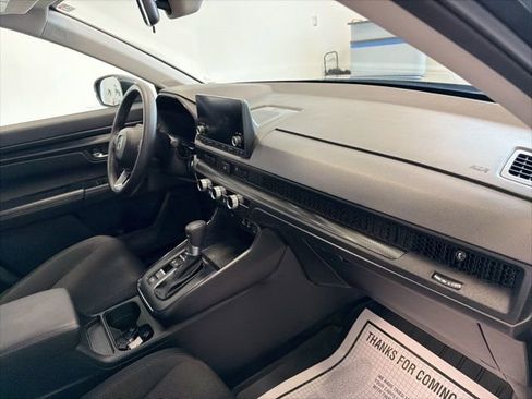 Used 2025 Honda CR-V EX image 32