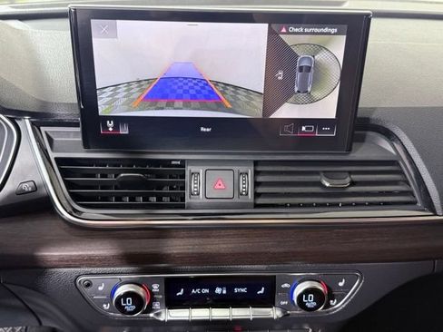Certified 2023 Audi Q5 2.0T Premium Plus w/ Premium Plus Package AWD/4WD image 17