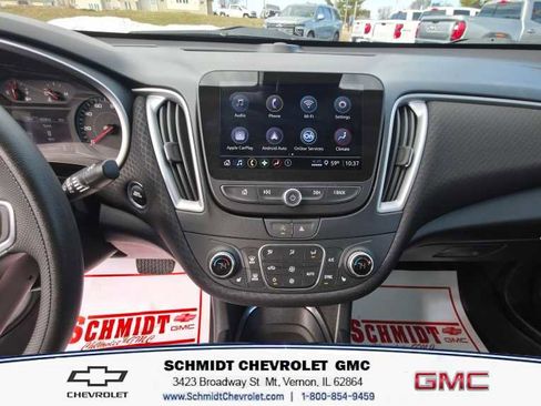 Used 2024 Chevrolet Malibu LT image 15