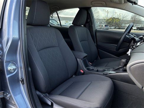 Used 2023 Toyota Corolla LE image 28