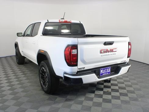 New 2026 GMC Canyon AT4 w/ Off-Road Front Bumper Package image 21