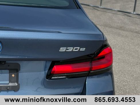 Used 2023 BMW 530e xDrive w/ Premium Package AWD/4WD image 34