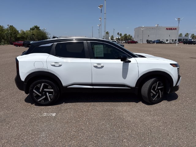 Used 2026 Nissan Kicks SV FWD image 8
