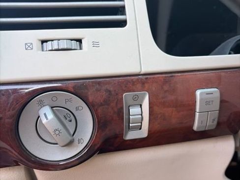 Used 2004 Lincoln Aviator AWD image 17