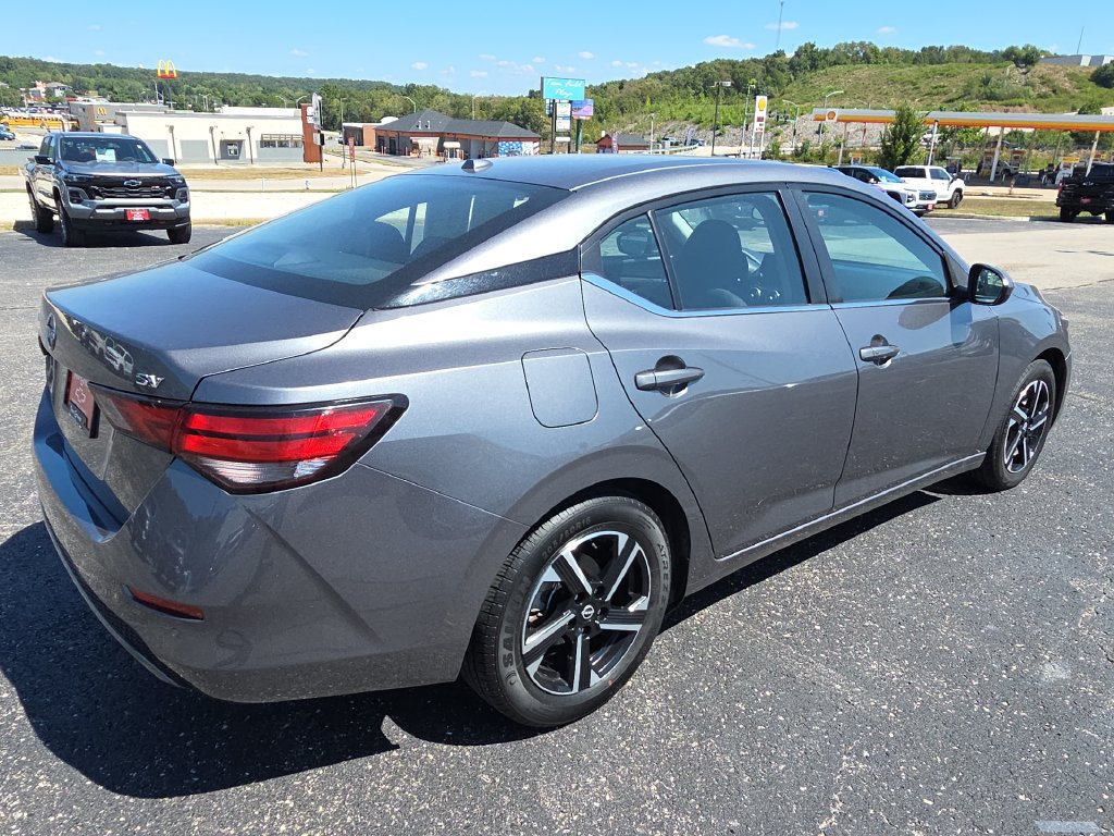 Used 2024 Nissan Sentra SV FWD image 8