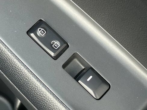 Used 2017 Kia Forte S FWD image 31