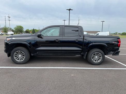 Used 2022 Chevrolet Colorado ZR2 AWD/4WD image 8