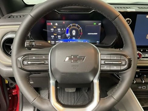 New 2026 Chevrolet Colorado ZR2 w/ Technology Package AWD/4WD image 13
