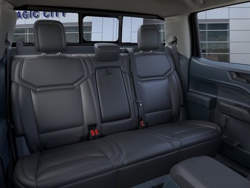 New 2026 Ford Maverick Lariat w/ Black Appearance Package image 11