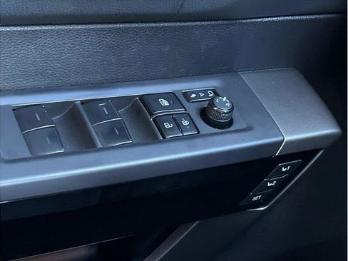 Used 2022 Toyota Tundra Limited image 21