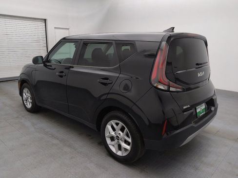 Used 2023 Kia Soul LX w/ LX Technology Package image 3