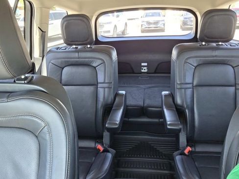 Used 2022 Lincoln Aviator Reserve w/ Equipment Group 201A image 16