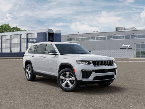 New 2026 Jeep Grand Cherokee L Limited AWD/4WD image 3
