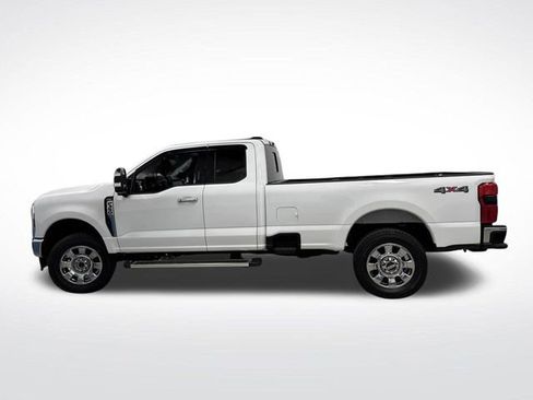 Used 2024 Ford F350 Lariat w/ Chrome Package image 12