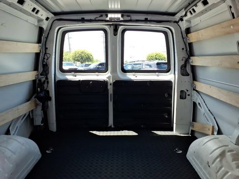 Used 2025 GMC Savana 2500 w/ Driver Convenience Package RWD image 12