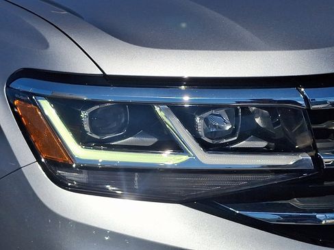 Used 2021 Volkswagen Atlas S image 9