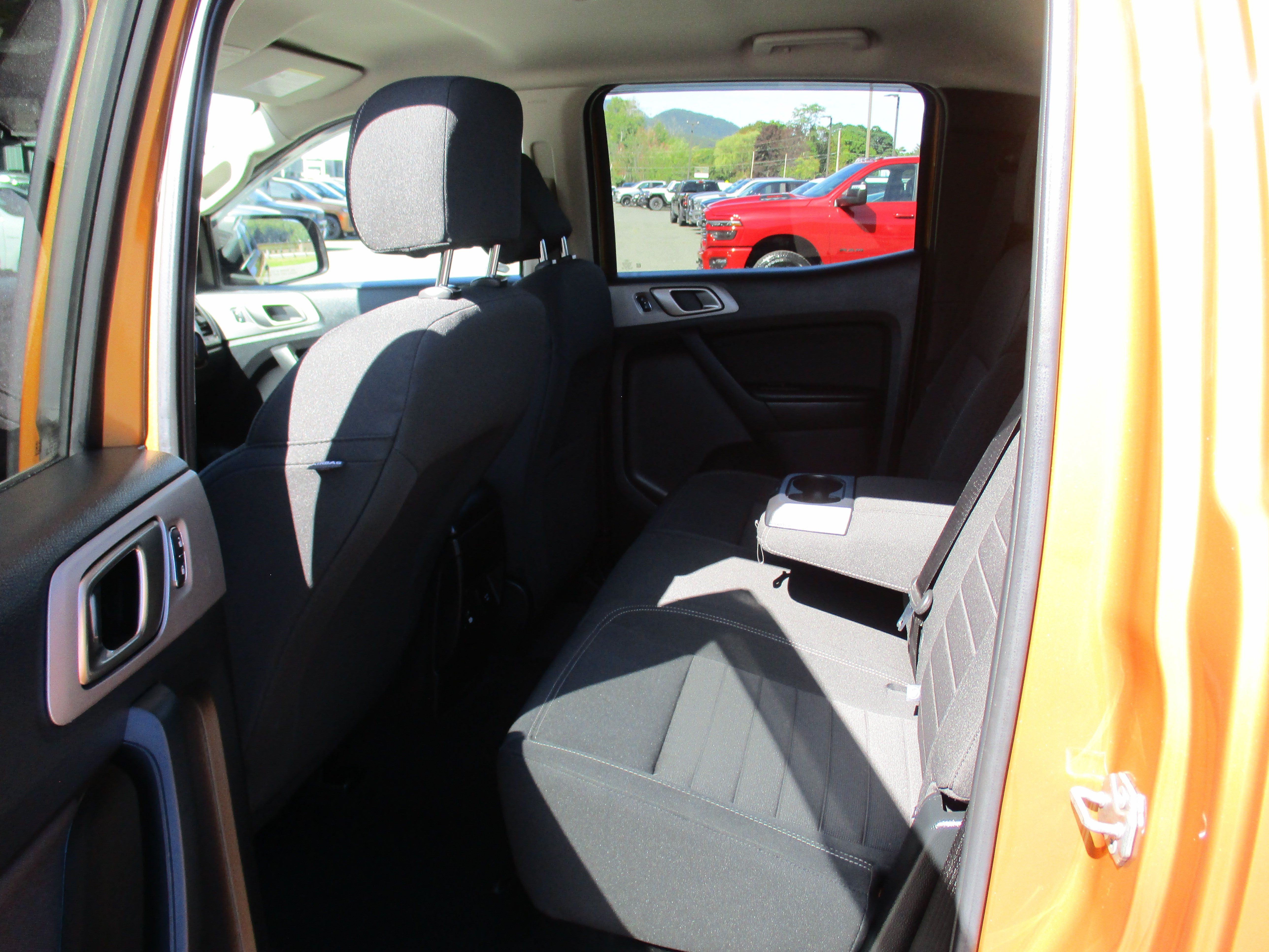 Used 2019 Ford Ranger XLT w/ Equipment Group 302A Luxury AWD/4WD image 12