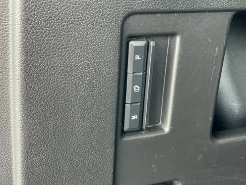 Used 2019 Ford Expedition XLT AWD/4WD image 21