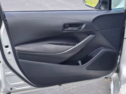 Used 2024 Toyota Corolla LE FWD image 18