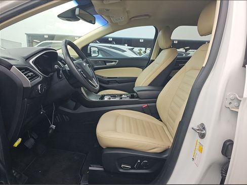 Used 2019 Ford Edge SEL w/ Equipment Group 201A AWD/4WD image 7