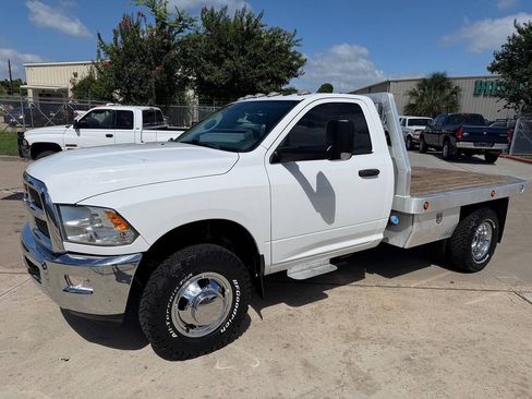 Used 2017 RAM 3500 Tradesman w/ Chrome Appearance Group AWD/4WD image 27