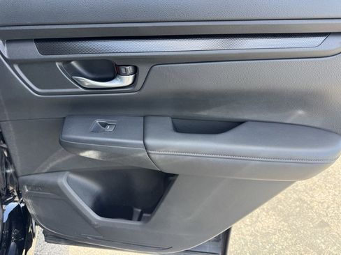 Used 2025 Honda CR-V EX image 11