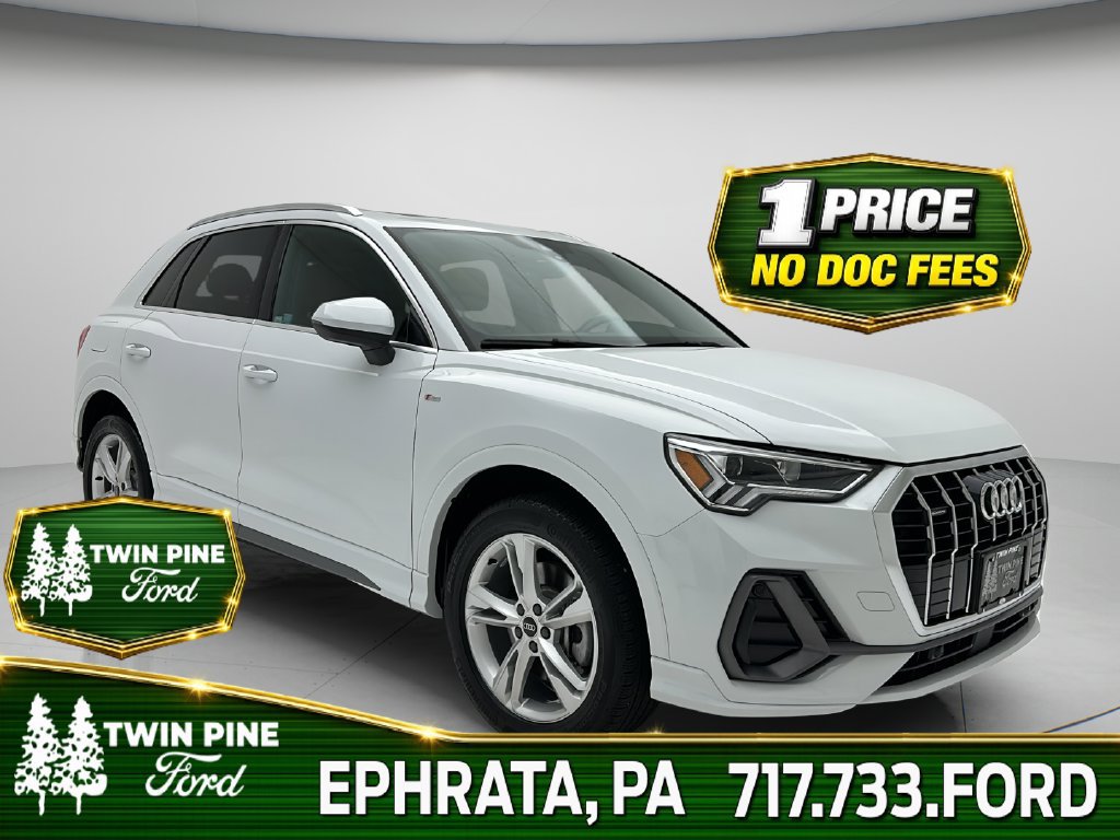 Used 2024 Audi Q3 2.0T Premium w/ Convenience Package AWD/4WD image 1