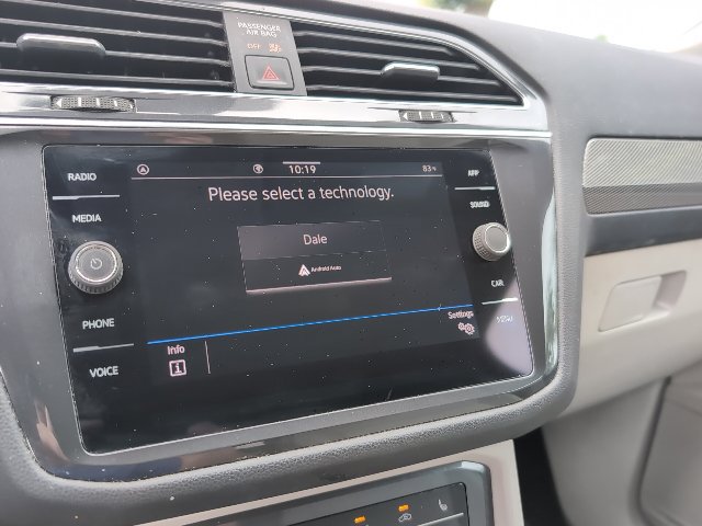 Used 2022 Volkswagen Tiguan SE FWD image 16