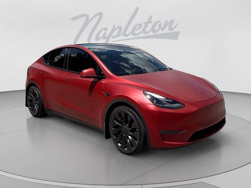 Used 2022 Tesla Model Y Performance AWD/4WD image 8