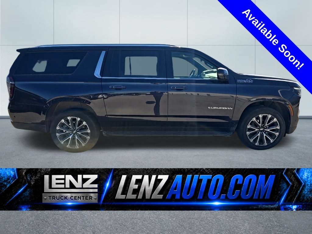 Used 2025 Chevrolet Suburban High Country w/ Sun And Tow Package AWD/4WD image 1