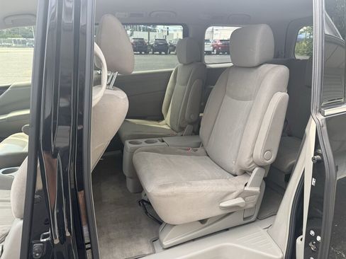 Used 2016 Nissan Quest SV FWD image 14