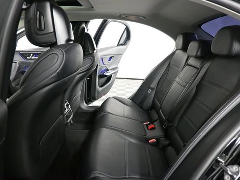 Certified 2022 Mercedes-Benz C 300 Sedan w/ Exclusive Trim Package image 18