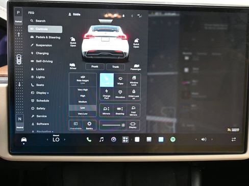Used 2023 Tesla Model X AWD/4WD image 25