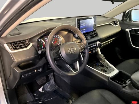 Used 2022 Toyota RAV4 XLE w/ Convenience Package AWD/4WD image 18