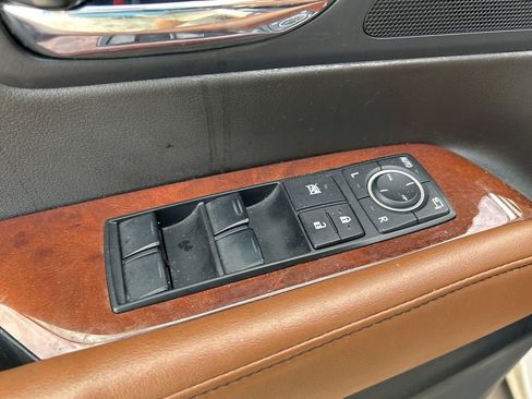 Used 2015 Lexus RX 450h AWD image 13