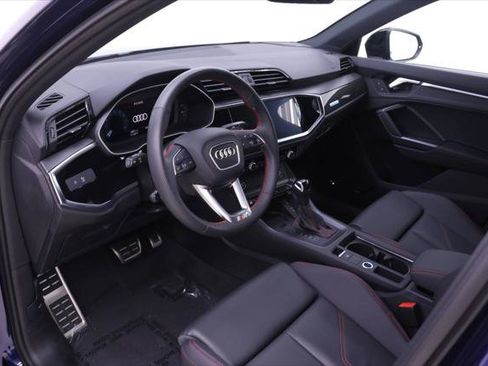 Certified 2025 Audi Q3 2.0T Premium Plus w/ Premium Plus Package AWD/4WD image 6